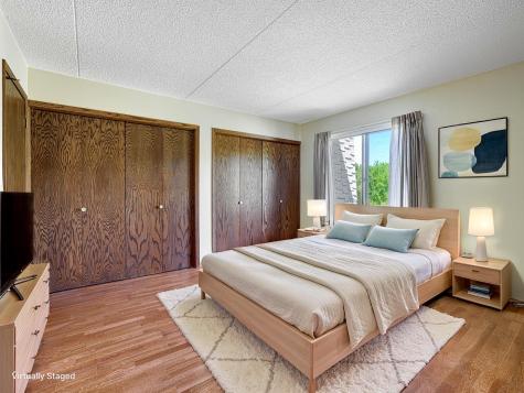 2455 Londin Lane E Maplewood MN 55119