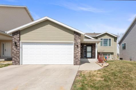 6089 55th Avenue S Fargo ND 58104