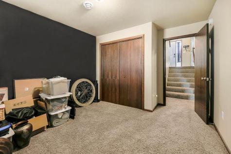 6089 55th Avenue S Fargo ND 58104