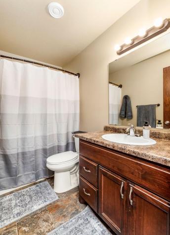 6089 55th Avenue S Fargo ND 58104