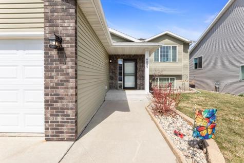 6089 55th Avenue S Fargo ND 58104