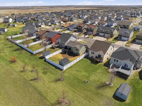 6089 55th Avenue S Fargo ND 58104