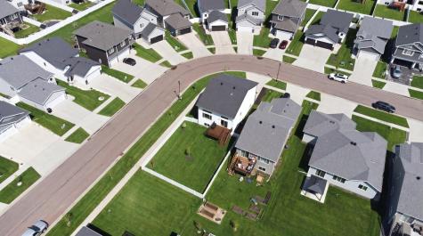1588 67th Avenue S Fargo ND 58104