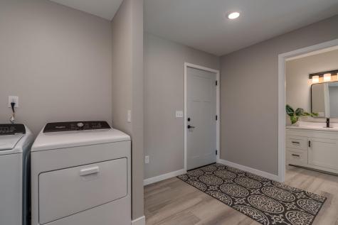 3207 Scotch Lane Mankato MN 56001