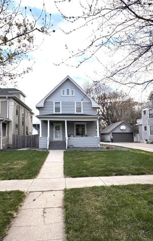 429 7th Street S Moorhead MN 56560