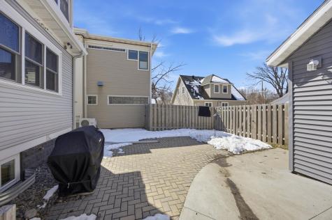 429 7th Street S Moorhead MN 56560