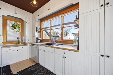 429 7th Street S Moorhead MN 56560
