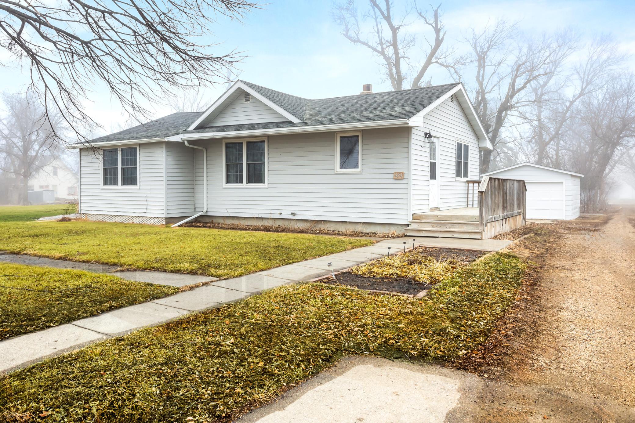 424 4th Street SE Hope ND 58046