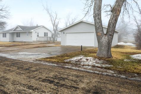 424 4th Street SE Hope ND 58046