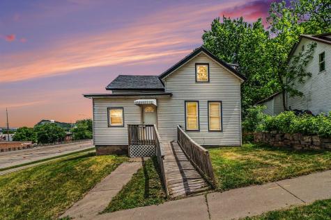 319 Buchanan Street Red Wing MN 55066