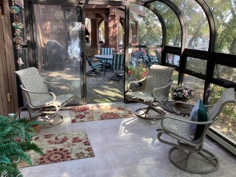 1516 Bay Oaks Drive Albert Lea MN 56007