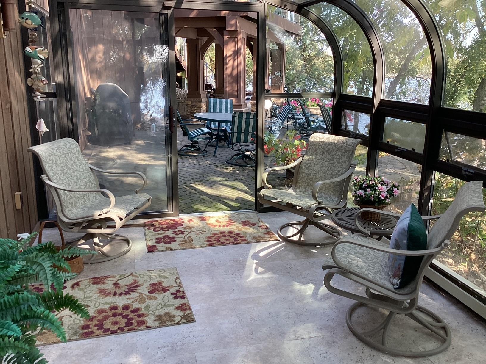 1516 Bay Oaks Drive Albert Lea MN 56007