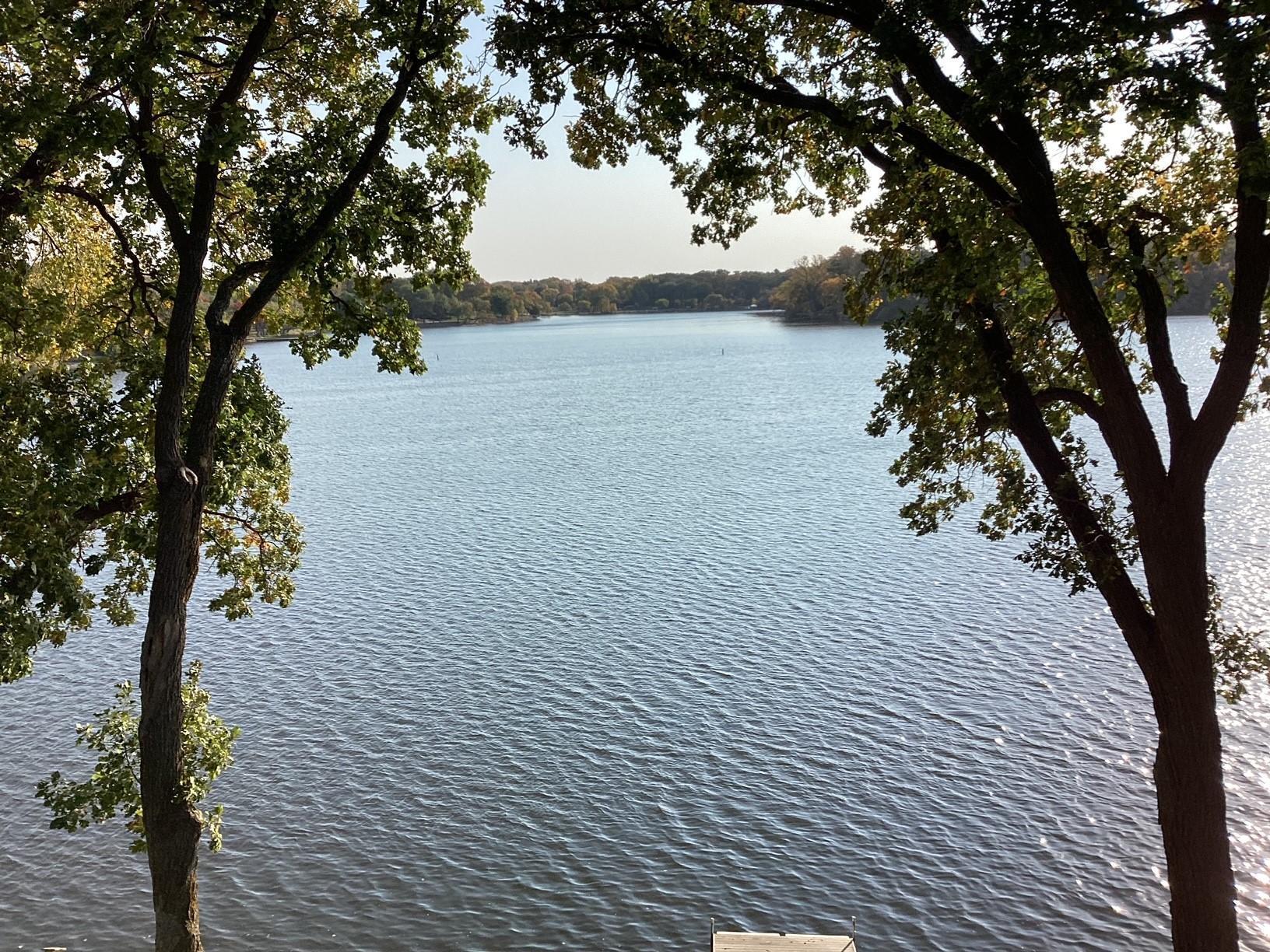 1516 Bay Oaks Drive Albert Lea MN 56007