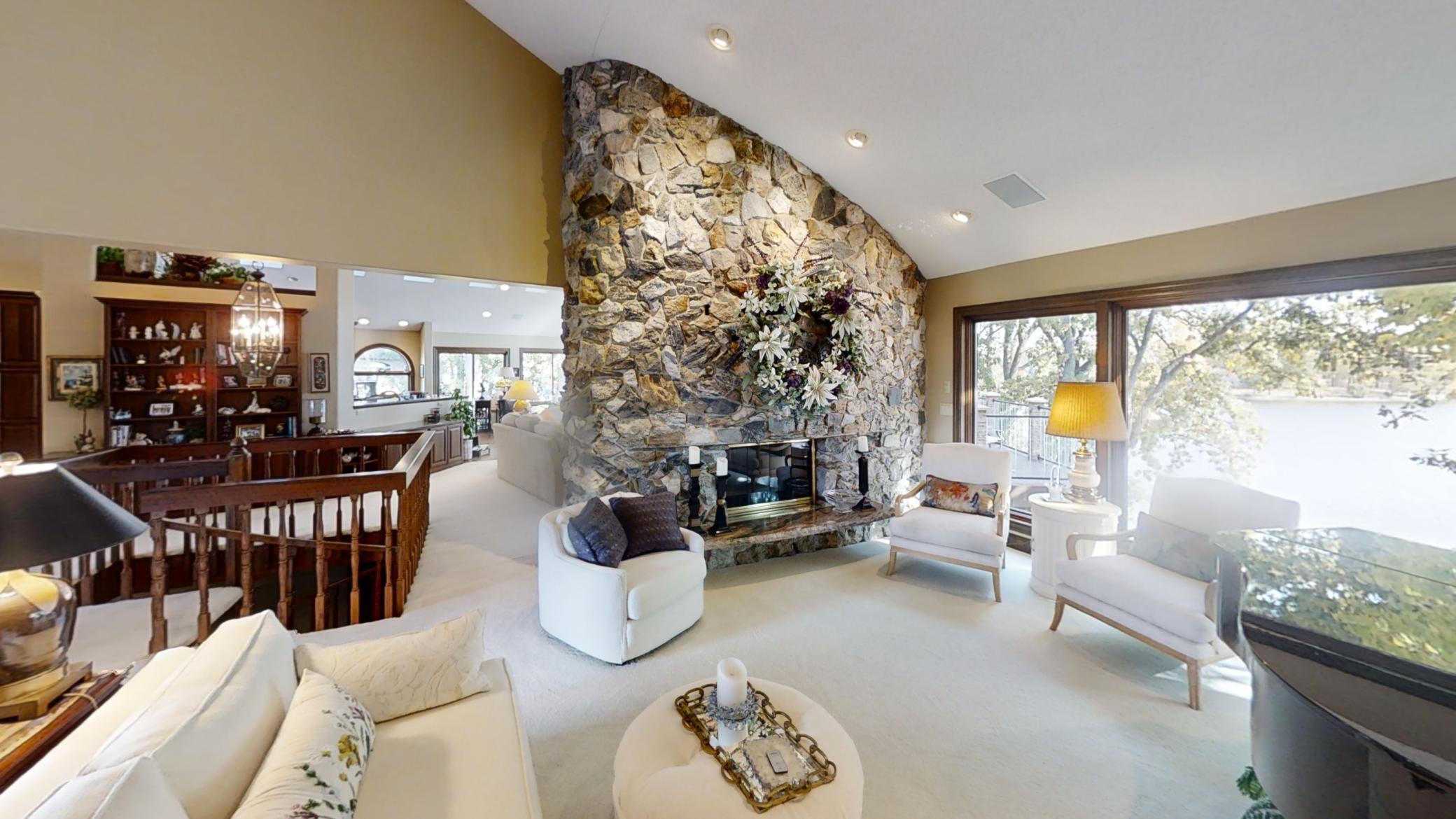 1516 Bay Oaks Drive Albert Lea MN 56007