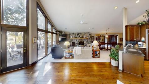 1516 Bay Oaks Drive Albert Lea MN 56007