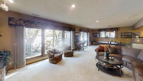 1516 Bay Oaks Drive Albert Lea MN 56007