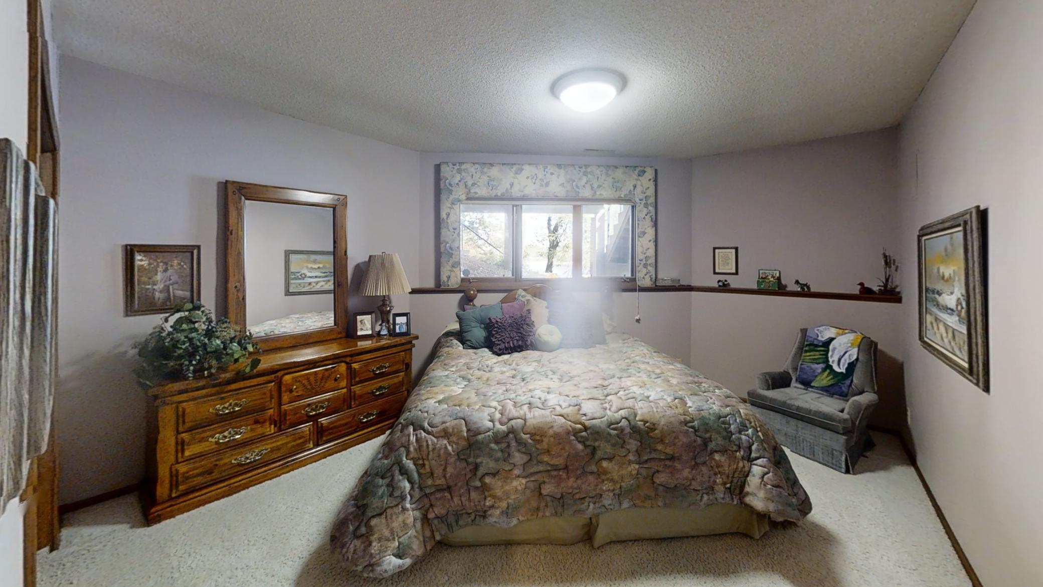 1516 Bay Oaks Drive Albert Lea MN 56007