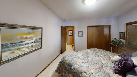 1516 Bay Oaks Drive Albert Lea MN 56007