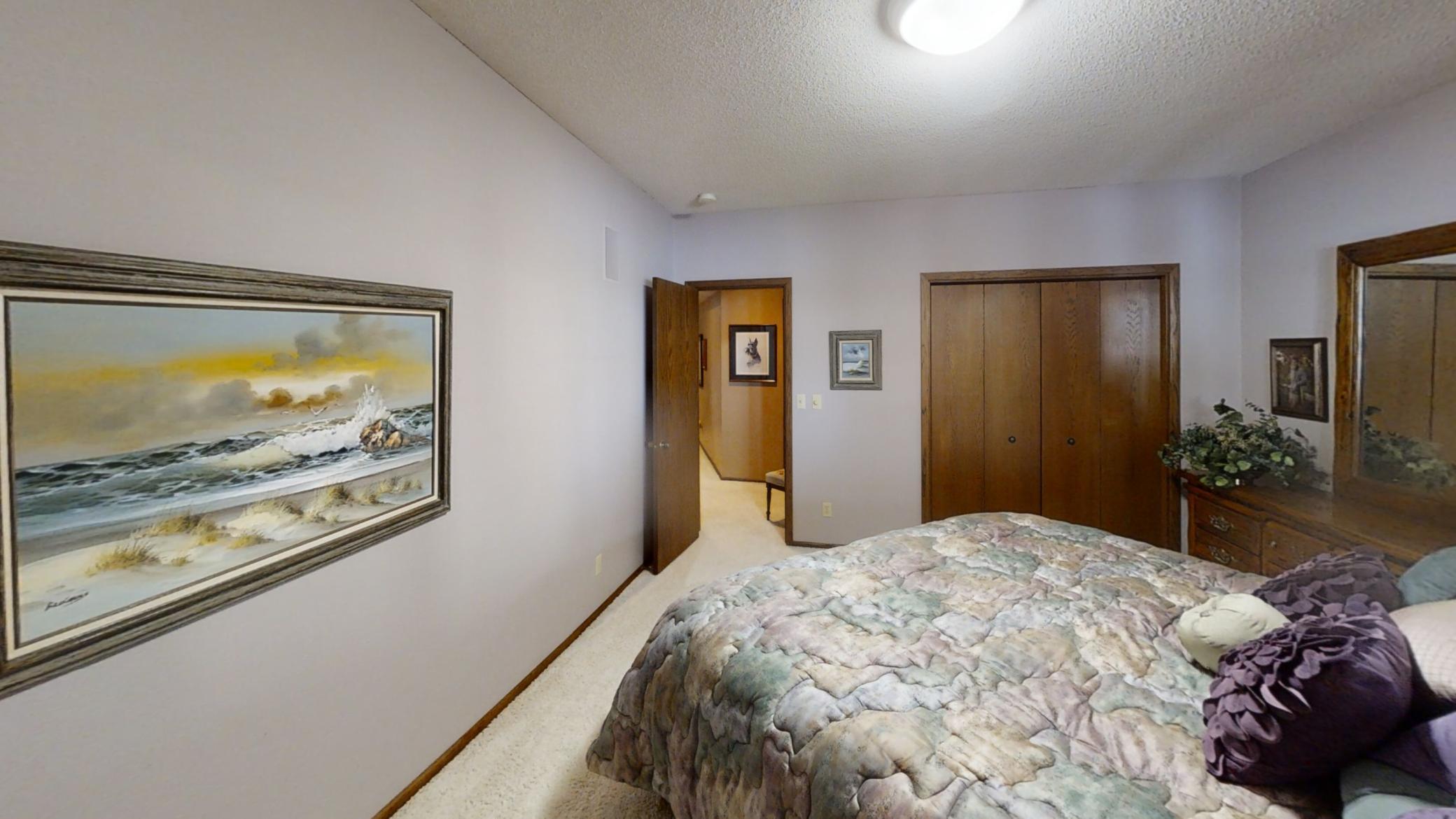 1516 Bay Oaks Drive Albert Lea MN 56007