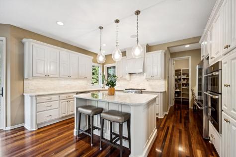 11356 Entrevaux Drive Eden Prairie MN 55347