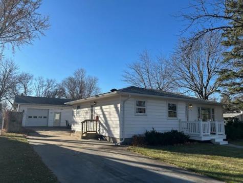 627 Southview Drive Marshall MN 56258