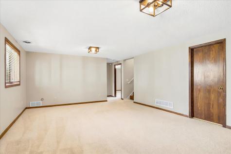 9803 Kirkwood Lane N Maple Grove MN 55369