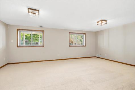 9803 Kirkwood Lane N Maple Grove MN 55369
