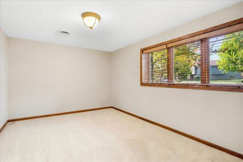 9803 Kirkwood Lane N Maple Grove MN 55369