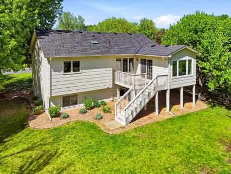 9803 Kirkwood Lane N Maple Grove MN 55369