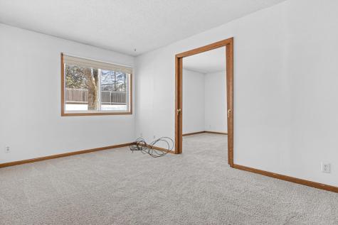 132 Demont Avenue E Little Canada MN 55117