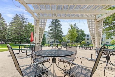 132 Demont Avenue E Little Canada MN 55117