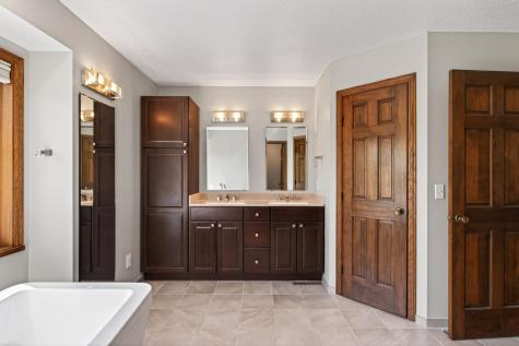 8809 Inverness Terrace Brooklyn Park MN 55443