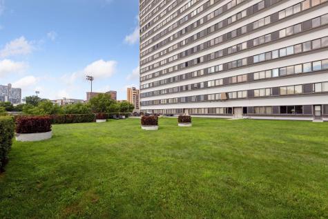 1920 S 1st Street Minneapolis MN 55454