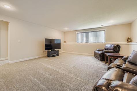 4873 127th Circle NE Blaine MN 55449