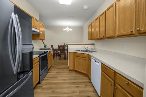 1562 Liberty Circle Shakopee MN 55379