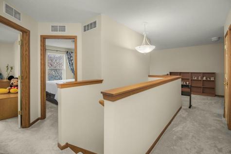 1562 Liberty Circle Shakopee MN 55379