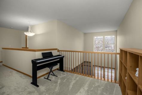1562 Liberty Circle Shakopee MN 55379