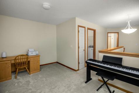 1562 Liberty Circle Shakopee MN 55379