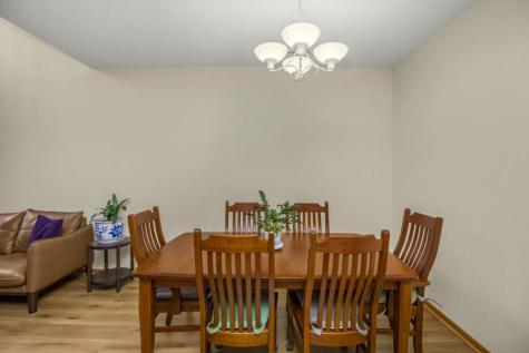 1562 Liberty Circle Shakopee MN 55379