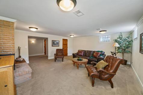 220 Glenbrook Road N Wayzata MN 55391