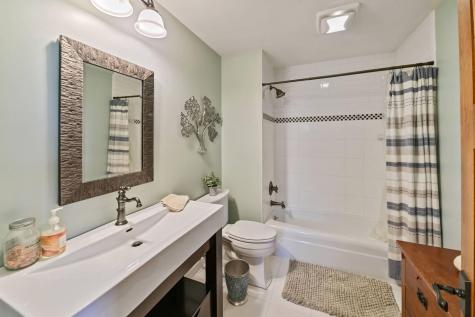 220 Glenbrook Road N Wayzata MN 55391