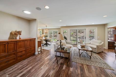 220 Glenbrook Road N Wayzata MN 55391
