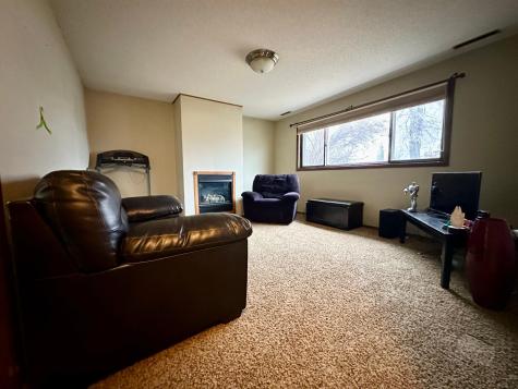 1245 Miles Drive Worthington MN 56187