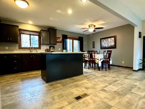 1245 Miles Drive Worthington MN 56187