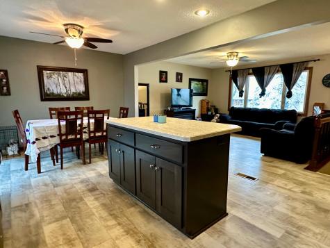 1245 Miles Drive Worthington MN 56187