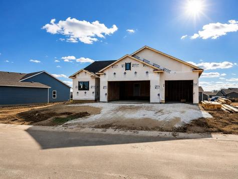 1693 Cherry Street E Mazeppa MN 55956