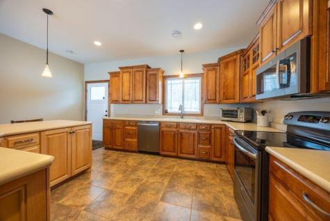 33332 Lone Pine Drive Cushing MN 56438