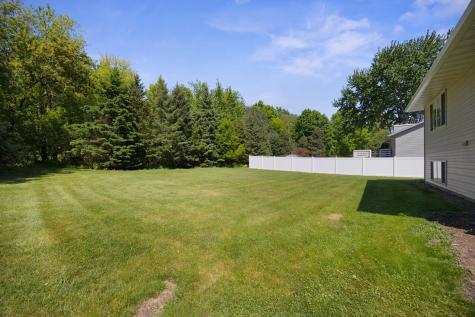 11516 100th Place N Maple Grove MN 55369