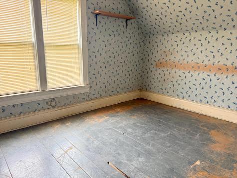 512 S Broadway Street Spring Valley MN 55975