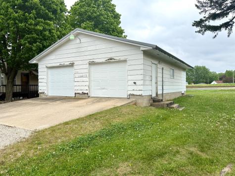 512 S Broadway Street Spring Valley MN 55975